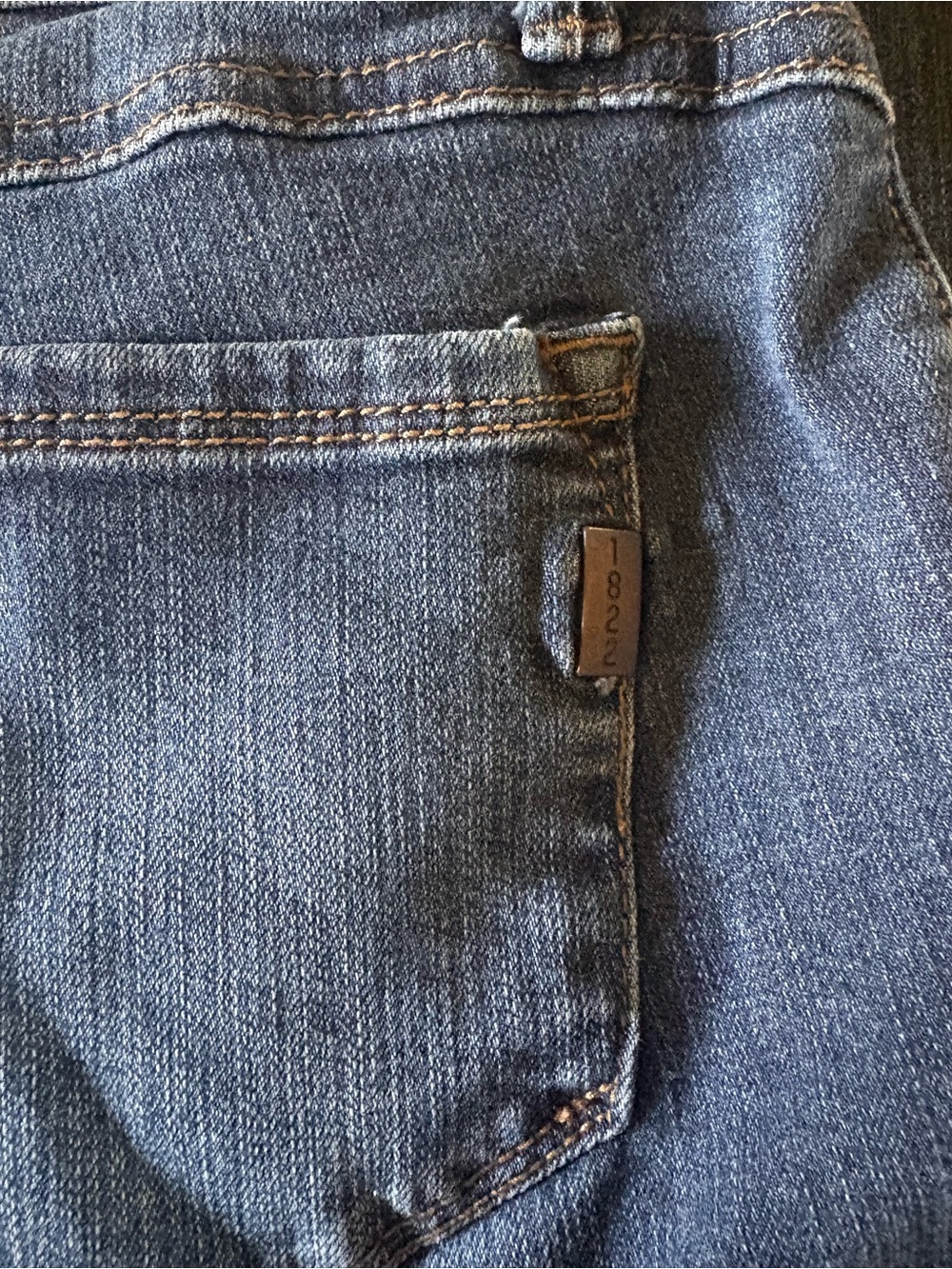 1822 Denim Adrianna Skinny Jeans in Dark Blue - Picture 3 of 5